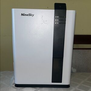 NineSky White and Black Dehumidifier